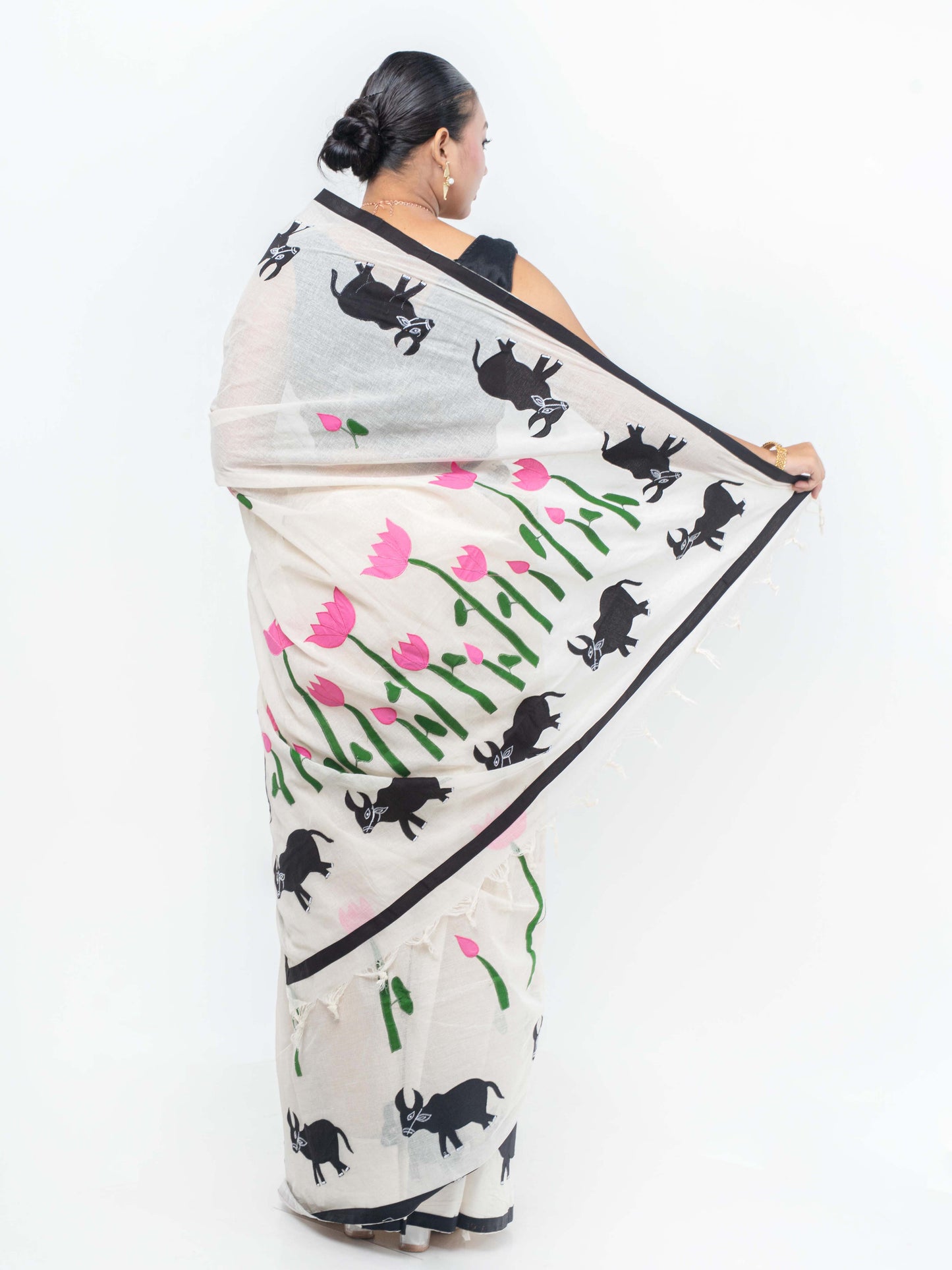 Nandi Applique Saree
