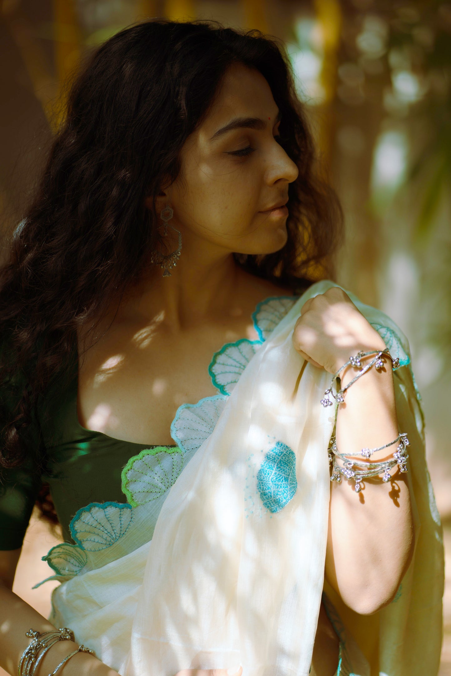 Jhinuk Chikankari Saree