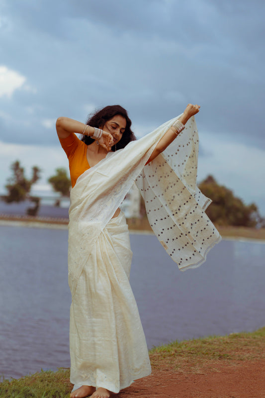MEEN Chikankari Saree