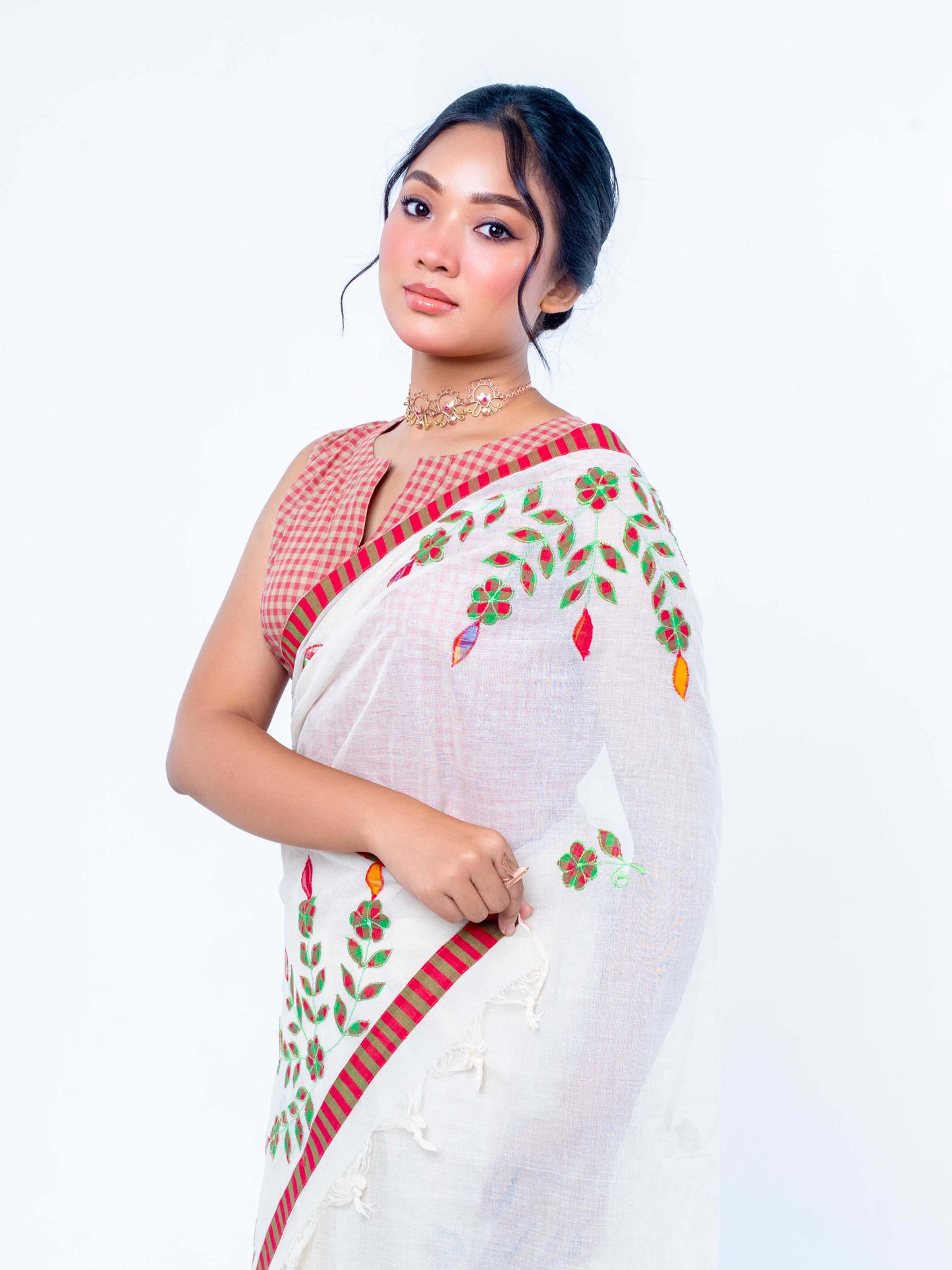 Jhini Applique saree