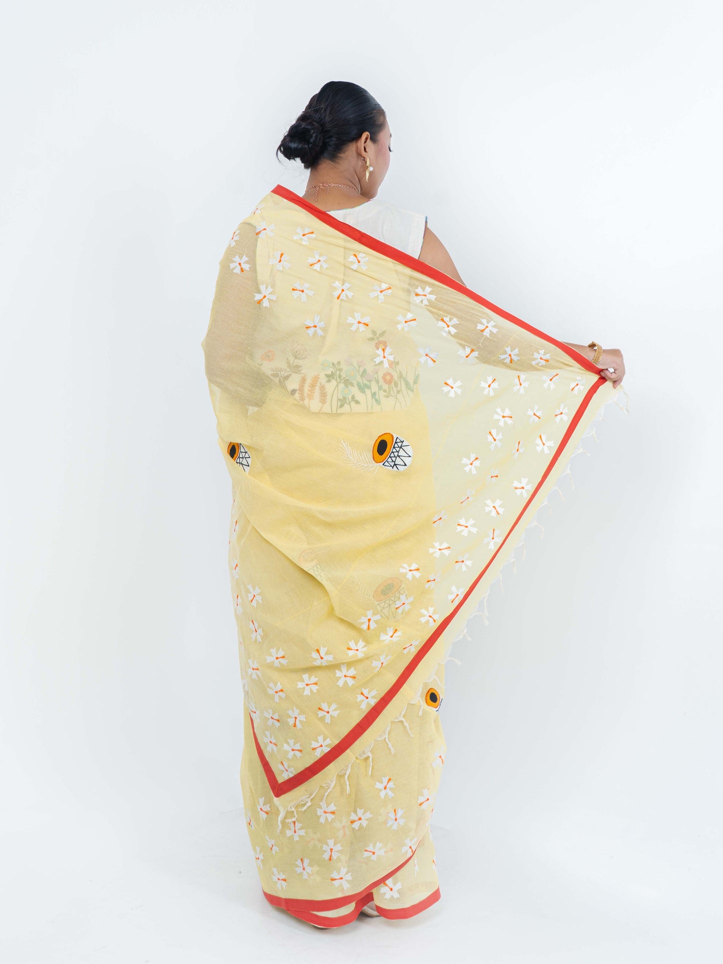 Shiuli Applique Saree