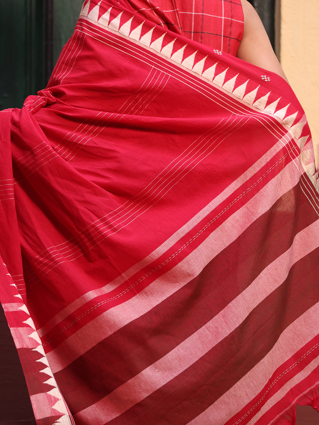 Aruna taant saree