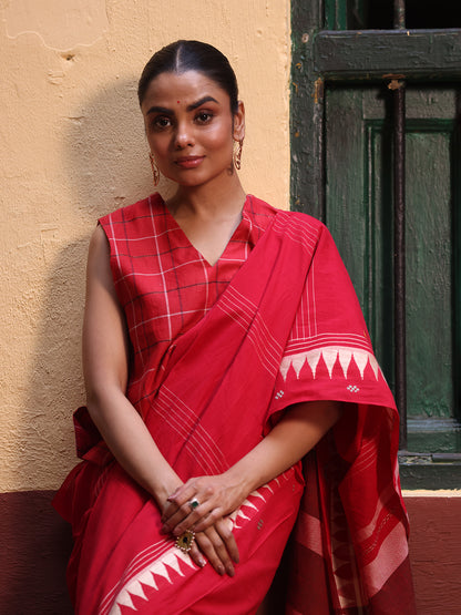 Aruna taant saree