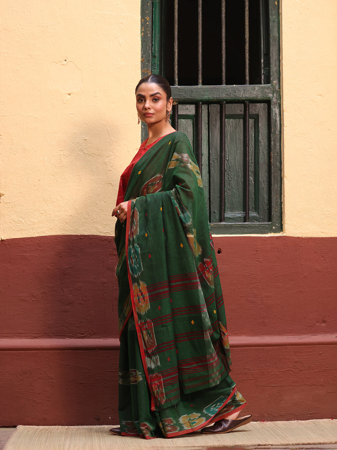 Aranya taant saree