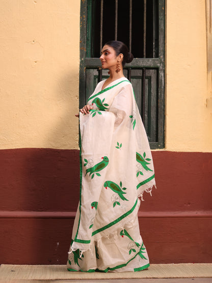 Tia Pakhi Applique Saree