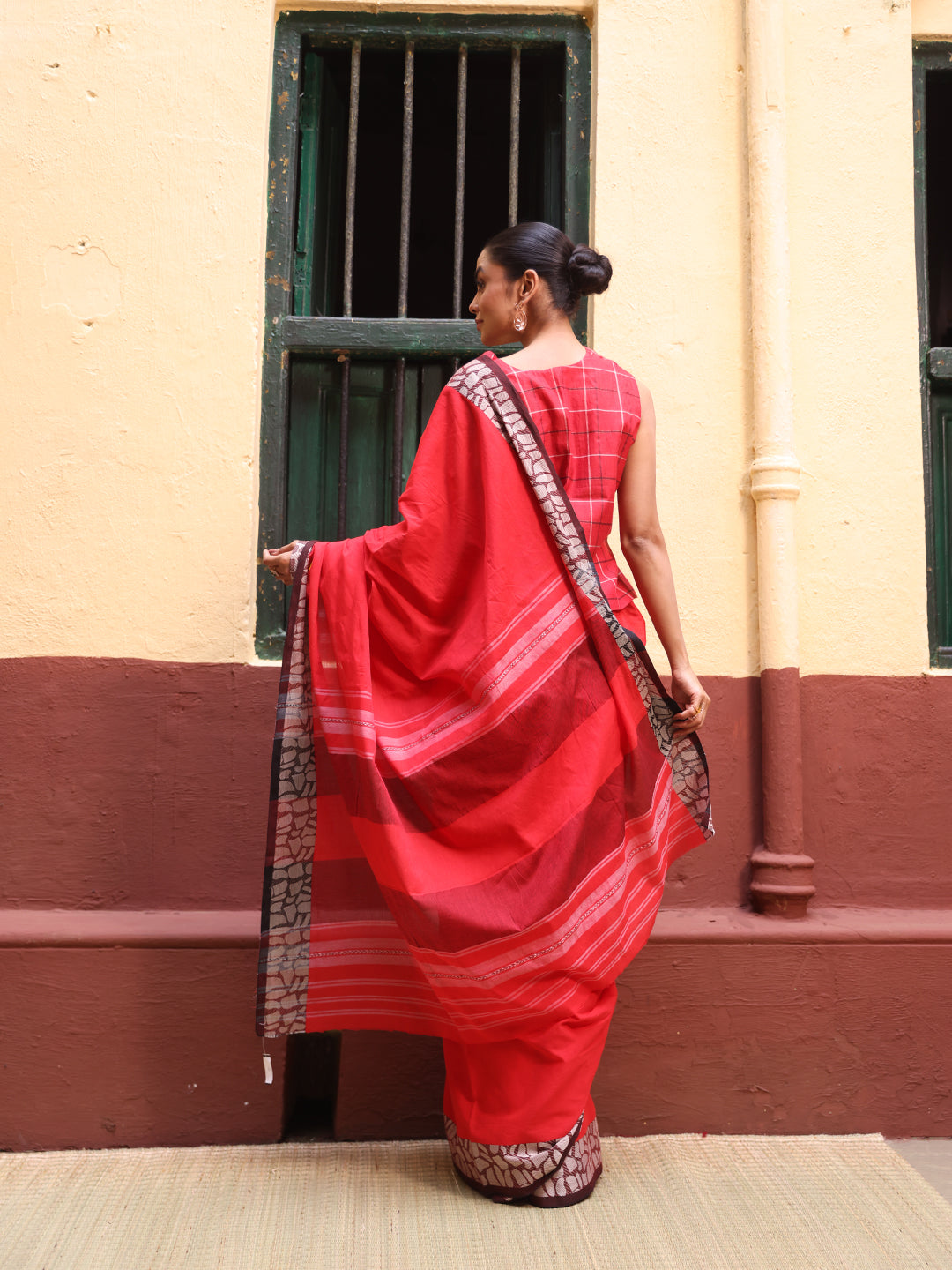 Shila taant saree