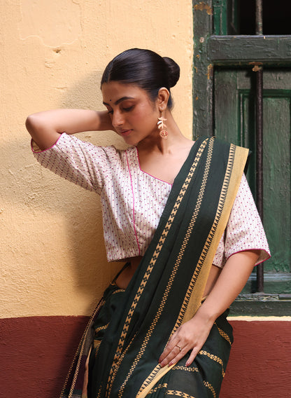 Fleur Knot Kora