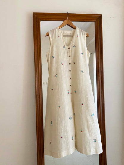 Lola cream kurta