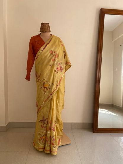 Vaso di fiori Kantha saree