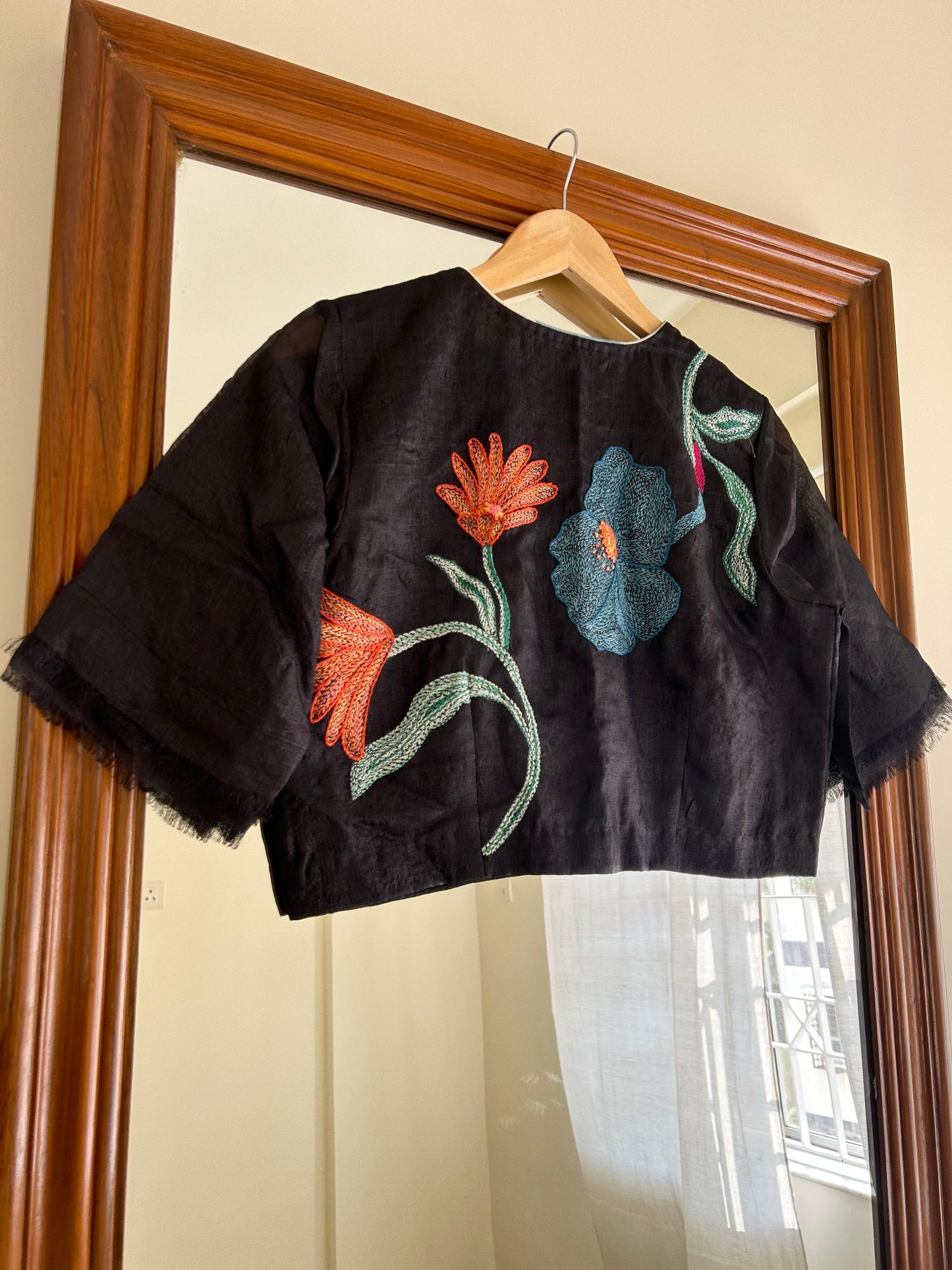 Flore- Black